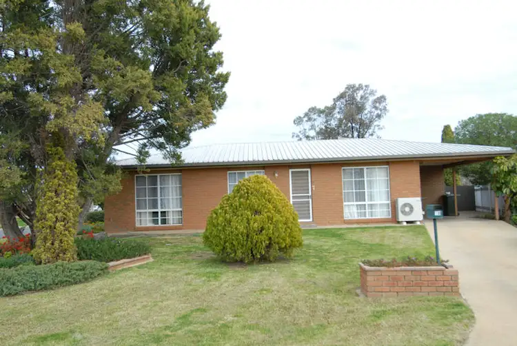 7 NORRIS COURT, Deniliquin NSW 2710