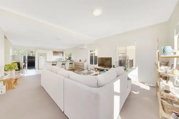 Seventh view of Homely townhouse listing, 4/1 Collins Lane, Telina QLD 4680
