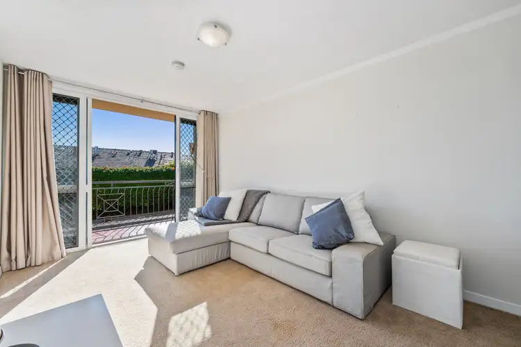 9/16 Hensman Street, South Perth WA 6151