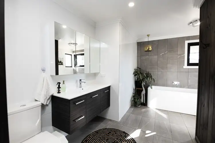 Sixth view of Homely house listing, 31 Wawunna Road, Horsham VIC 3400