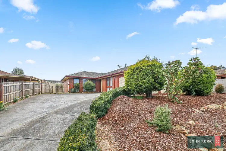 1 Crowe Court, Newborough VIC 3825