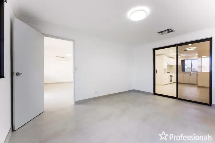Sixth view of Homely house listing, 43 Wooramel Way, Cooloongup WA 6168