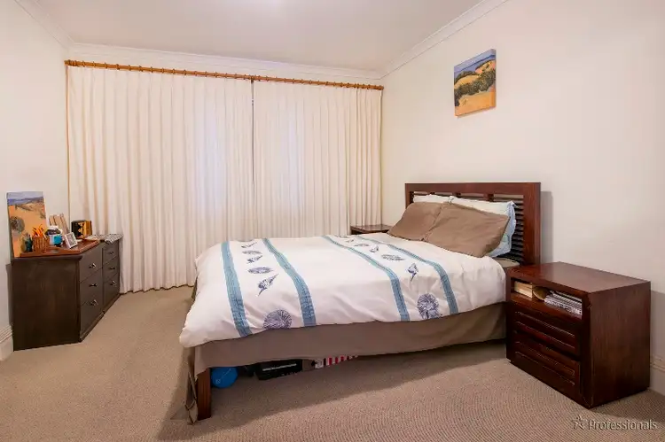 Third view of Homely house listing, 4/18 Acorn Place, Dunsborough WA 6281