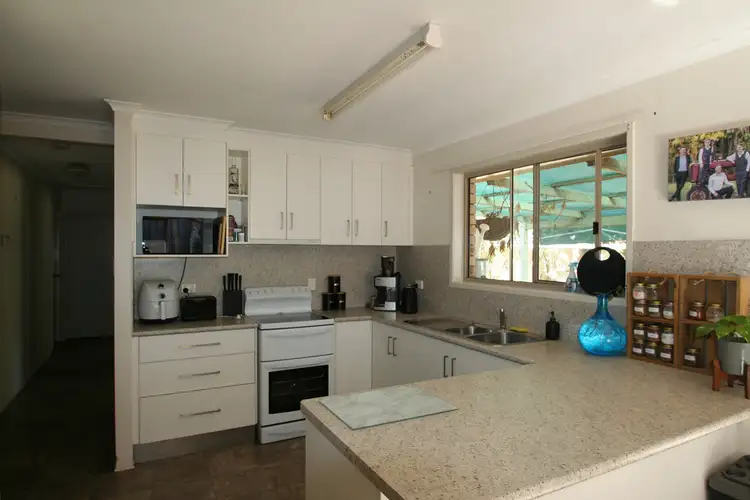 Second view of Homely house listing, 8 Wilby Place, Emerald QLD 4720