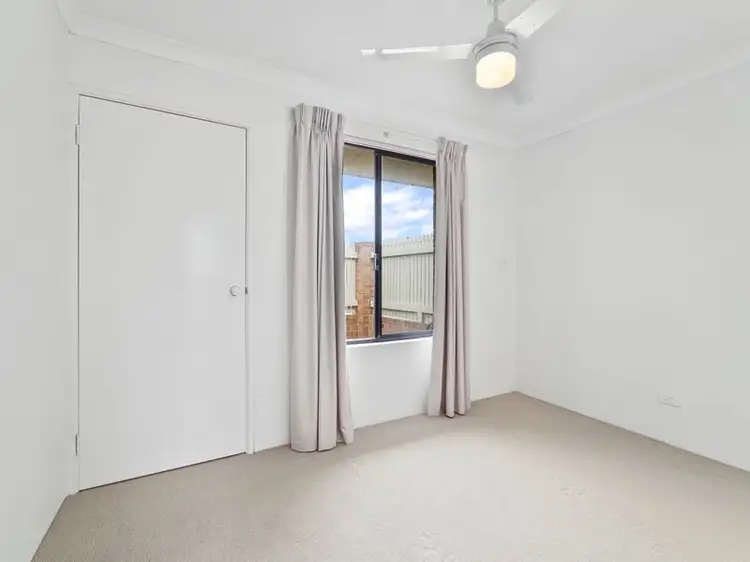 Seventh view of Homely house listing, 7/13-21 Dealy Close, Cannington WA 6107