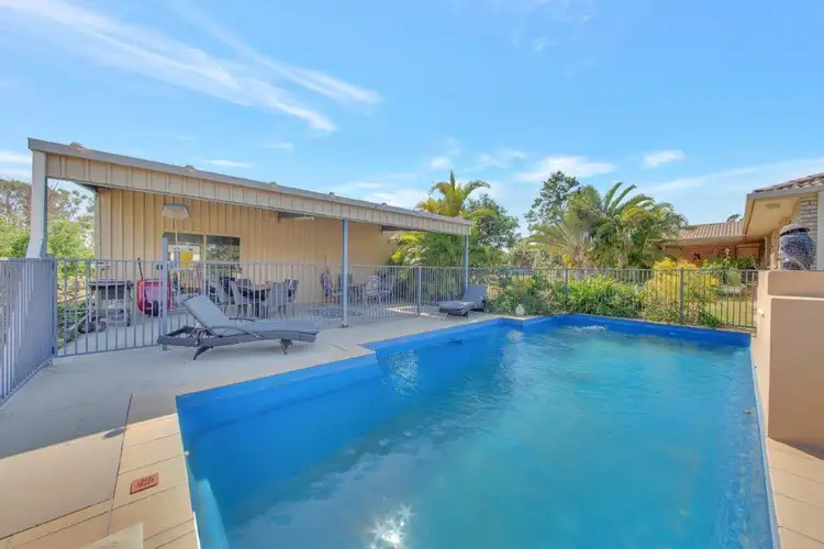 8 SILVERTON DRIVE, Tannum Sands QLD 4680