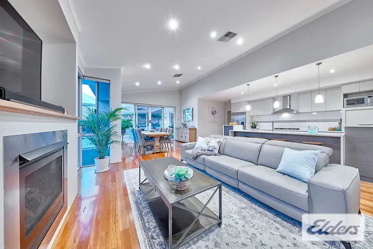 4 Pexton Drive, South Guildford WA 6055