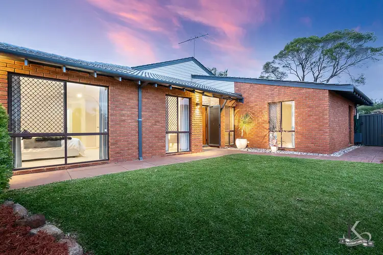 12 Liverpool Place, Alexander Heights WA 6064