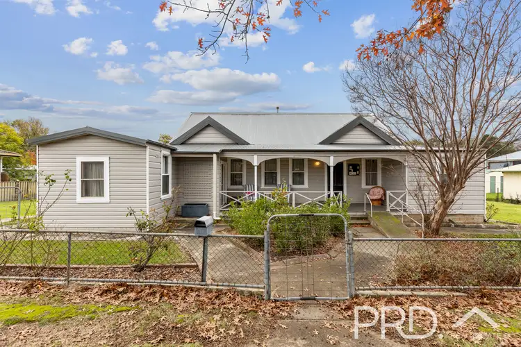 102 Tumut Street, Adelong NSW 2729