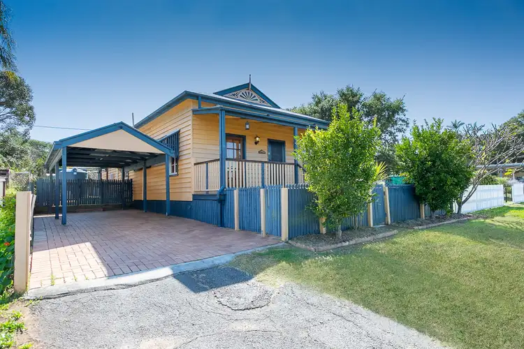 4 W M Hughes Street, North Ipswich QLD 4305