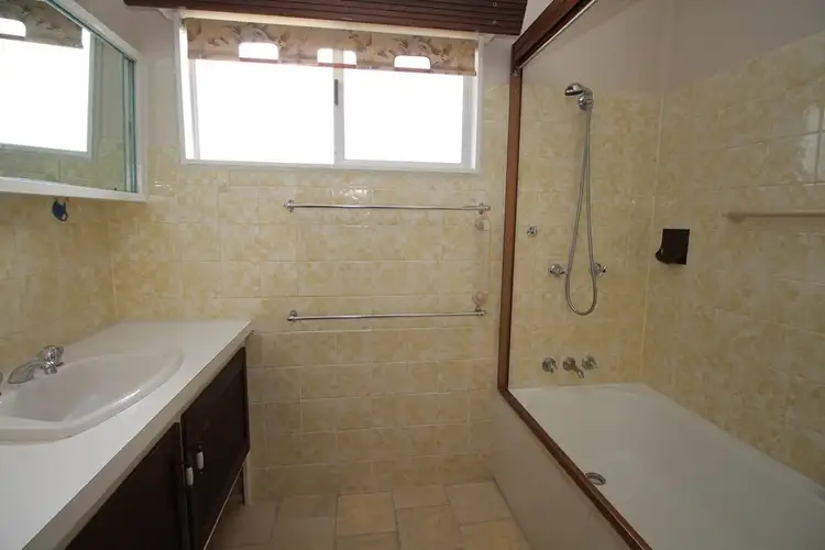 Seventh view of Homely house listing, 8 Amara Court, Rasmussen QLD 4815