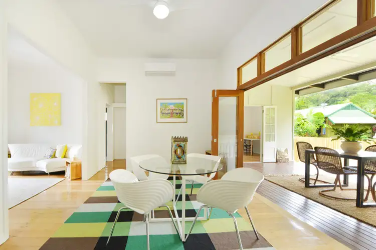 8 Passchendaele St, Stratford QLD 4870