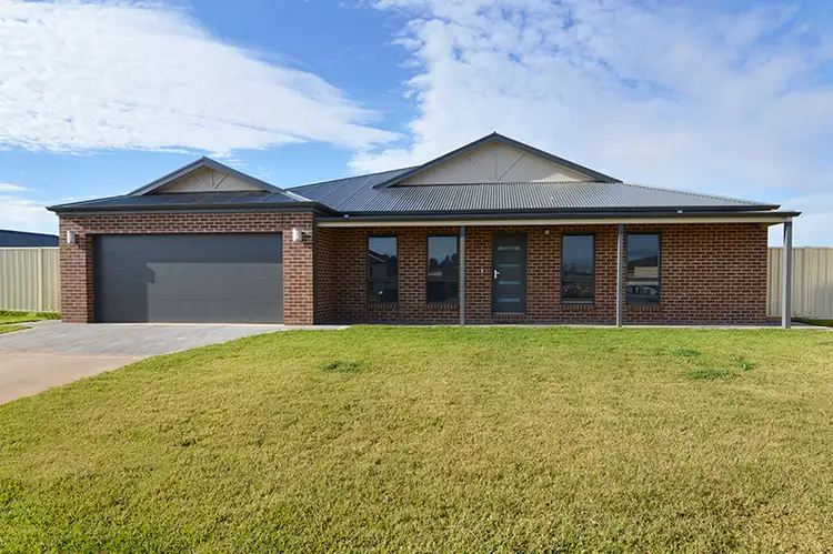 25 Ontario Park Drive, Mildura VIC 3500