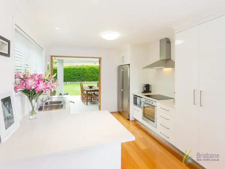61 White St, Graceville QLD 4075
