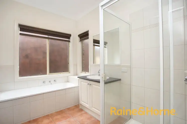 Fifth view of Homely house listing, 1 Wallingford Place, Narre Warren South VIC 3805