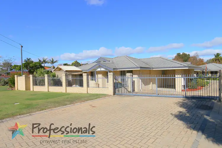 72A Parklands Square, Riverton WA 6148