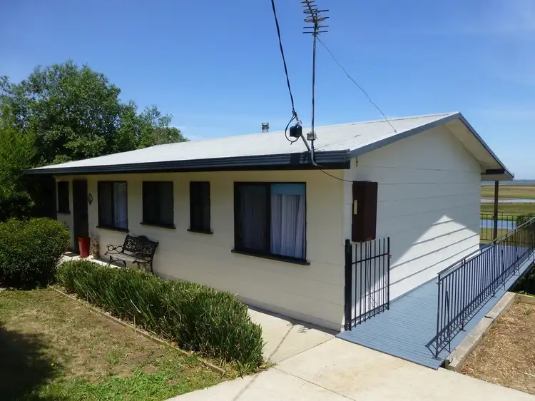 Main view of Homely house listing, 54 CROOKE STREET, Bairnsdale VIC 3875