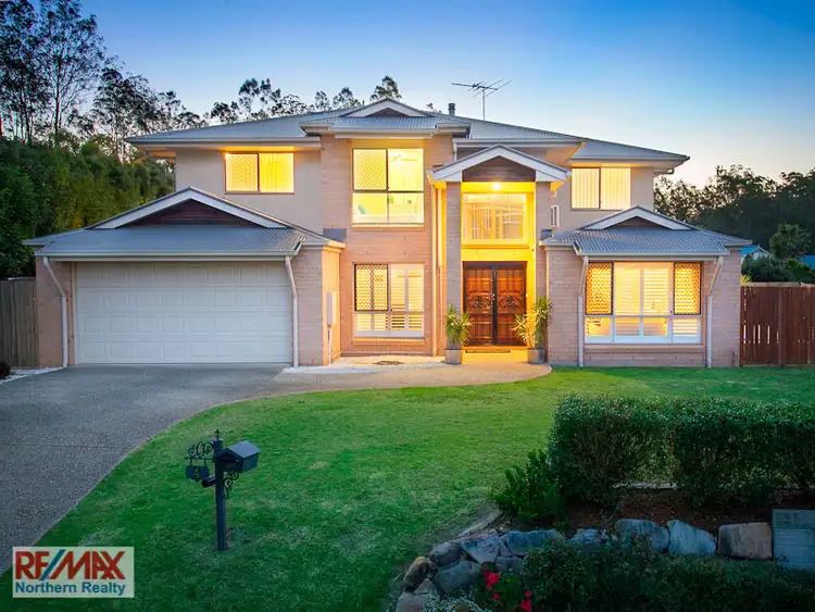4 Perla Close, Eatons Hill QLD 4037
