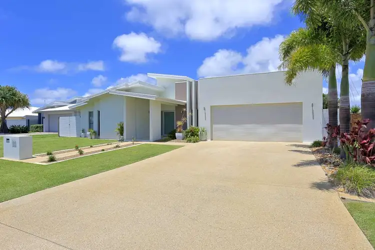 14 Trinity Close, Bargara QLD 4670