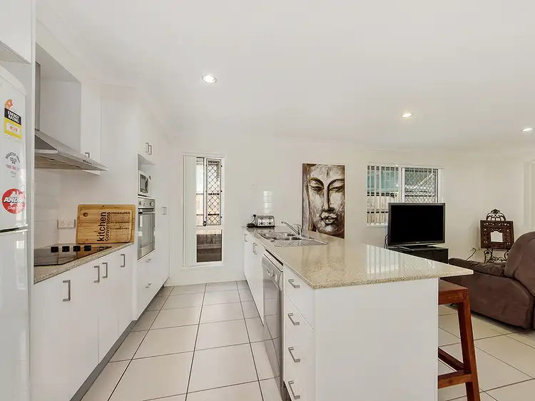Fifth view of Homely house listing, 72 LITTLEFORD CIRCUIT, Bundamba QLD 4304