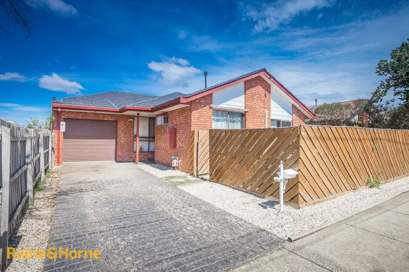 Main view of Homely unit listing, 3/1 Timins Street, Sunbury VIC 3429