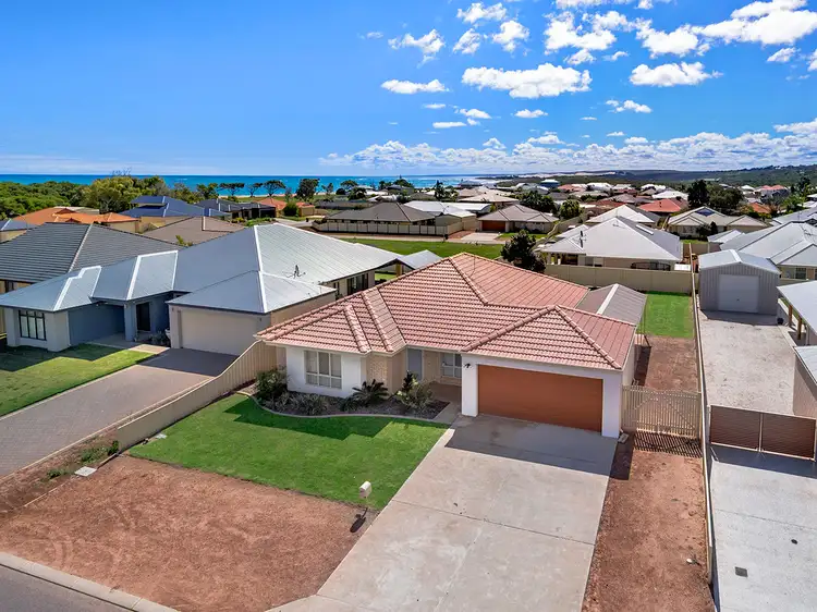 5 Starboard Way, Drummond Cove WA 6532