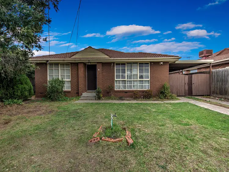 8 Mytton Close, St Albans VIC 3021