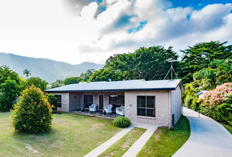 59 Survey St., Smithfield QLD 4878