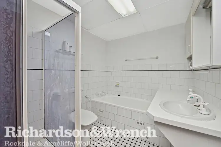 Sixth view of Homely apartment listing, 2/33 The Strand, Rockdale NSW 2216