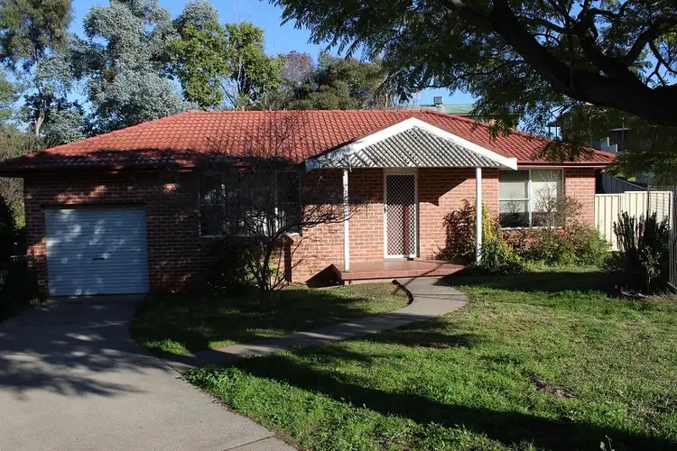 8 Wattle Close, Tamworth NSW 2340