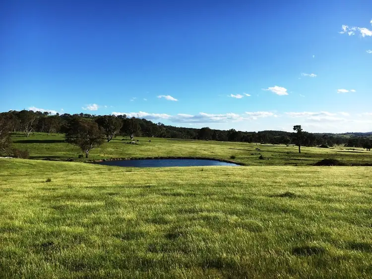 "Clifton" New England Highway, Bendemeer NSW 2355