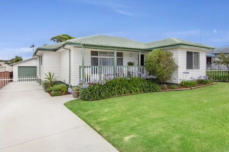 6 Siddeley Avenue, Kanahooka NSW 2530