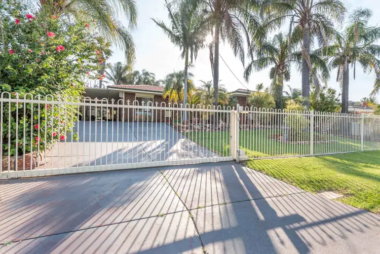 Fourth view of Homely house listing, 10 Argyll Close, Camillo WA 6111