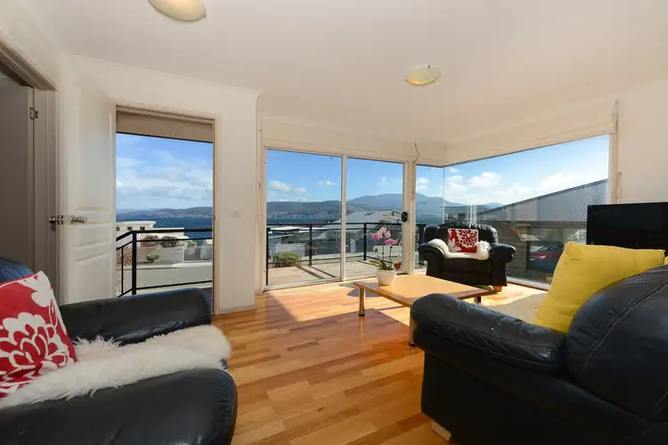 19 Pindos Drive, Tranmere TAS 7018
