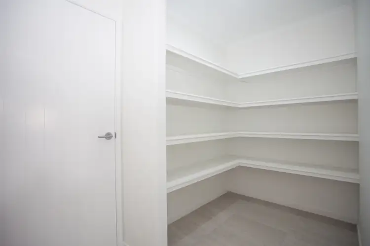 Fifth view of Homely house listing, 25 Primavera Boulevard, Beaconsfield QLD 4740