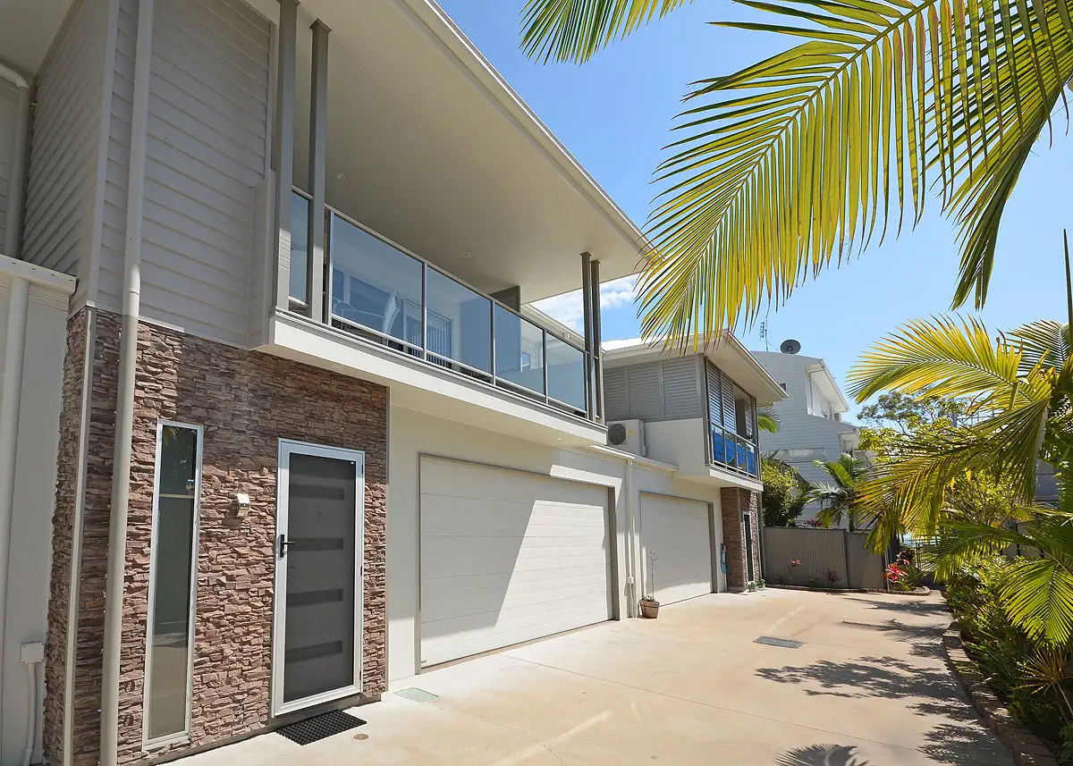 Main view of Homely townhouse listing, 7/542 Esplanade, Urangan QLD 4655