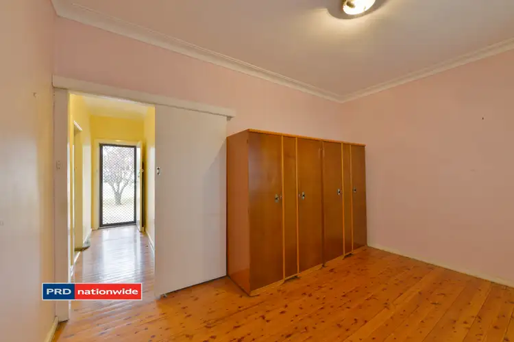 Fifth view of Homely house listing, 8 Cambridge Street, Tamworth NSW 2340