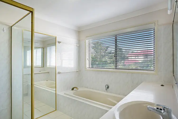 Fifth view of Homely house listing, 8 Blackman Court, Brookfield QLD 4069