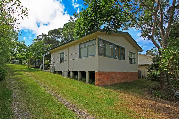 8 Village Road, South Durras NSW 2536