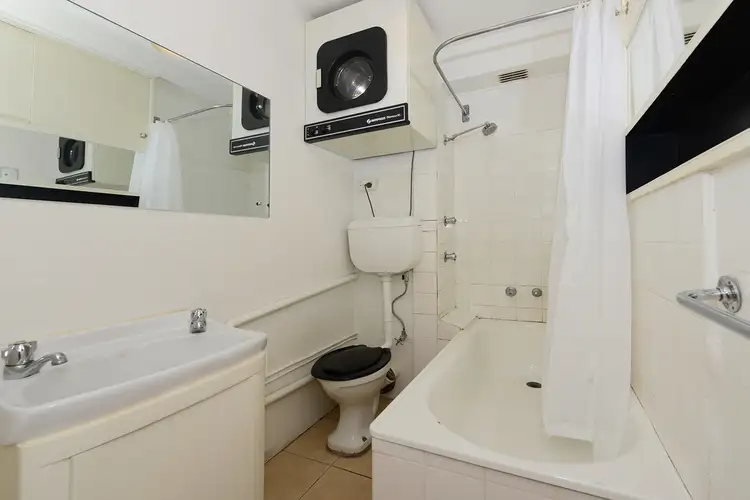 Sixth view of Homely apartment listing, 5/2 Plimsoll Place, Sandy Bay TAS 7005