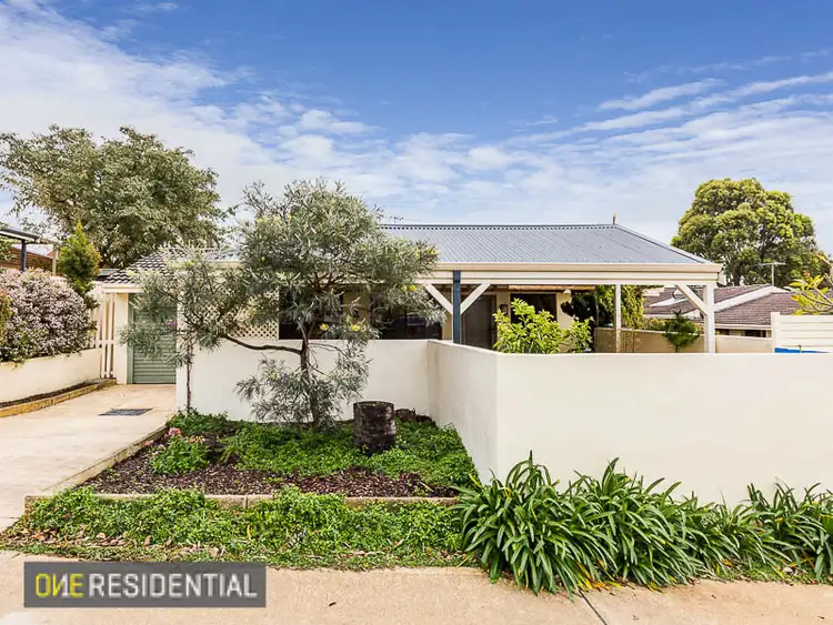 1/5 Aurelian Street, Palmyra WA 6157