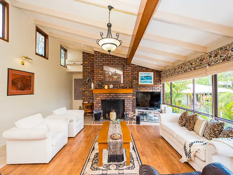 Sixth view of Homely house listing, 8 BURNSIDE COURT, Ashmore QLD 4214