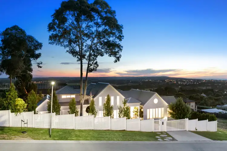 3 Manna Hill Court, Mount Eliza VIC 3930