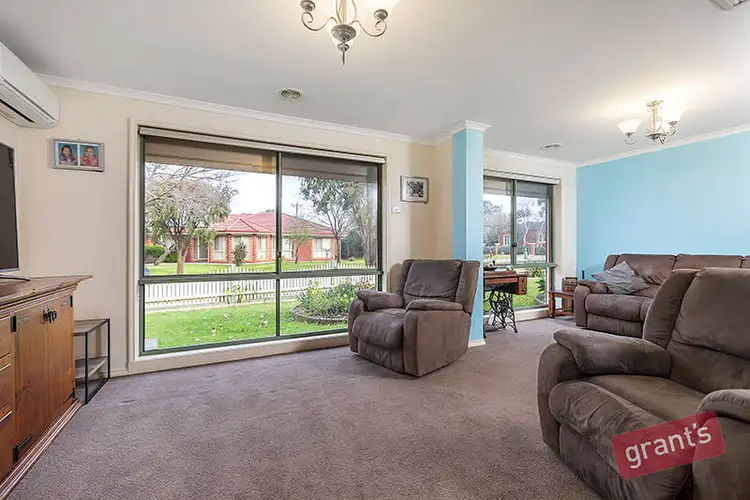 Fourth view of Homely house listing, 11 Brendan Court, Hallam VIC 3803