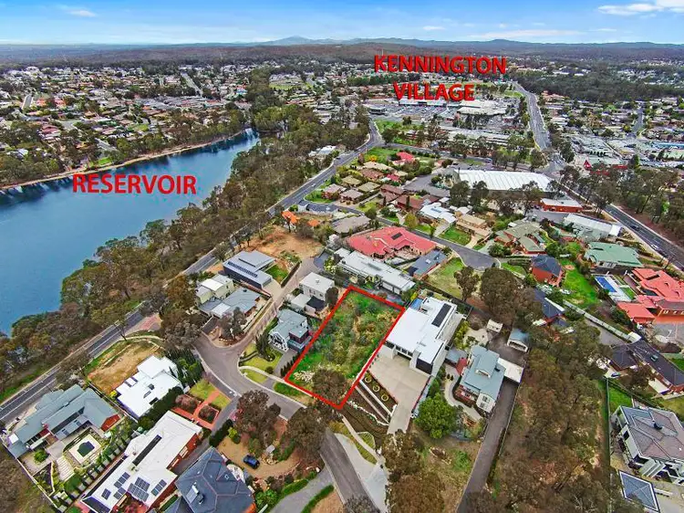 6 Lakewood Drive, Kennington VIC 3550