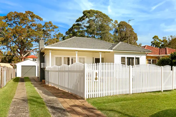 Main view of Homely house listing, 33 Jobson Avenue, Mount Ousley NSW 2519