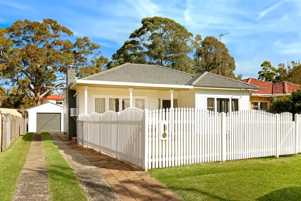 Main view of Homely house listing, 33 Jobson Avenue, Mount Ousley NSW 2519