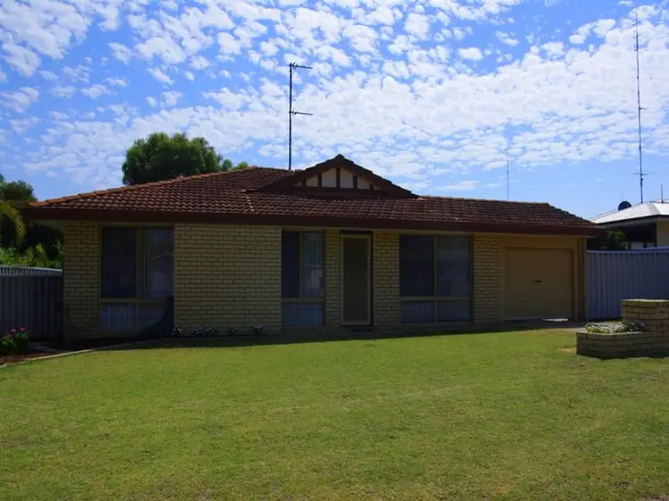 Second view of Homely house listing, 6 Oldham Place, Usher WA 6230