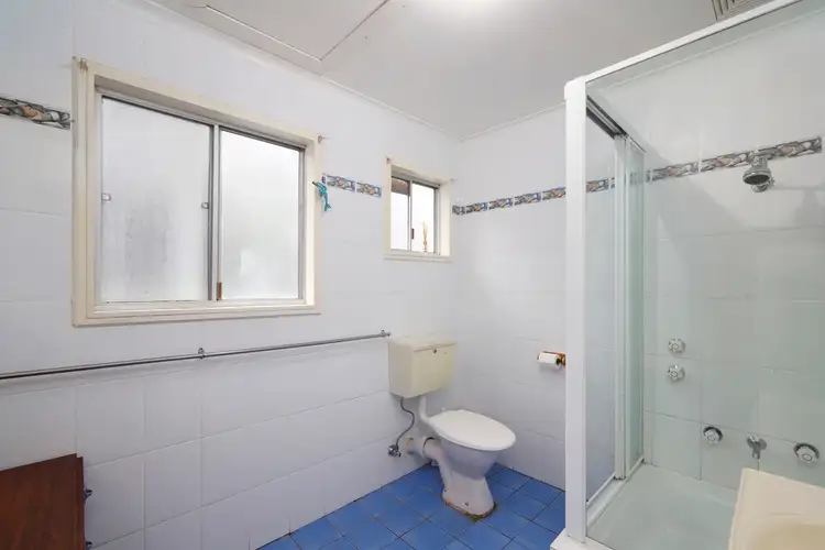 Fifth view of Homely house listing, 16 Roger Crescent, Berkeley Vale NSW 2261