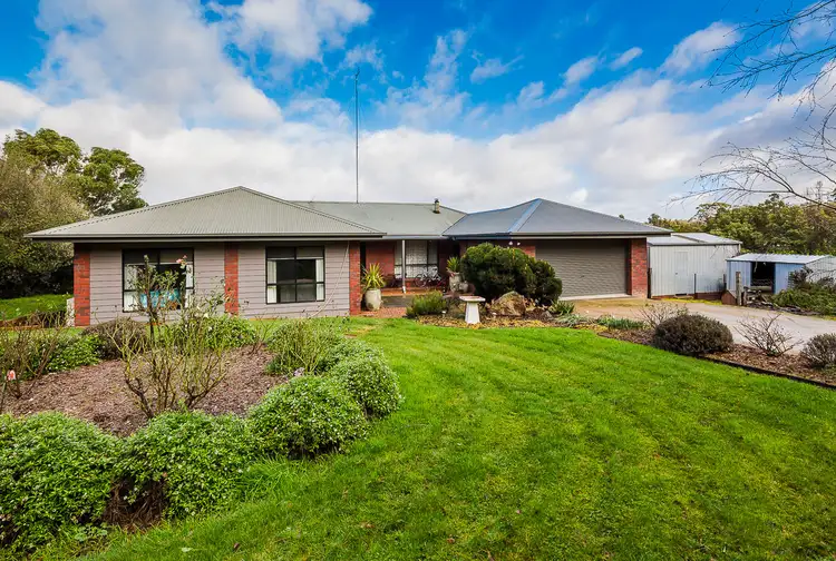 73 Kennedys Road, Smythes Creek VIC 3351